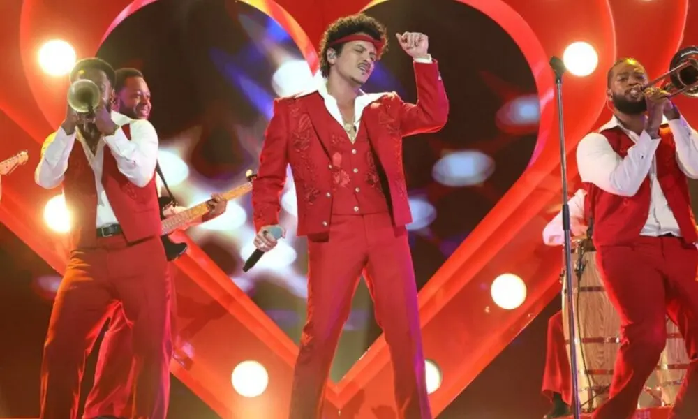 Bruno Mars au MetLife Stadium : le plus grand showman de sa génération