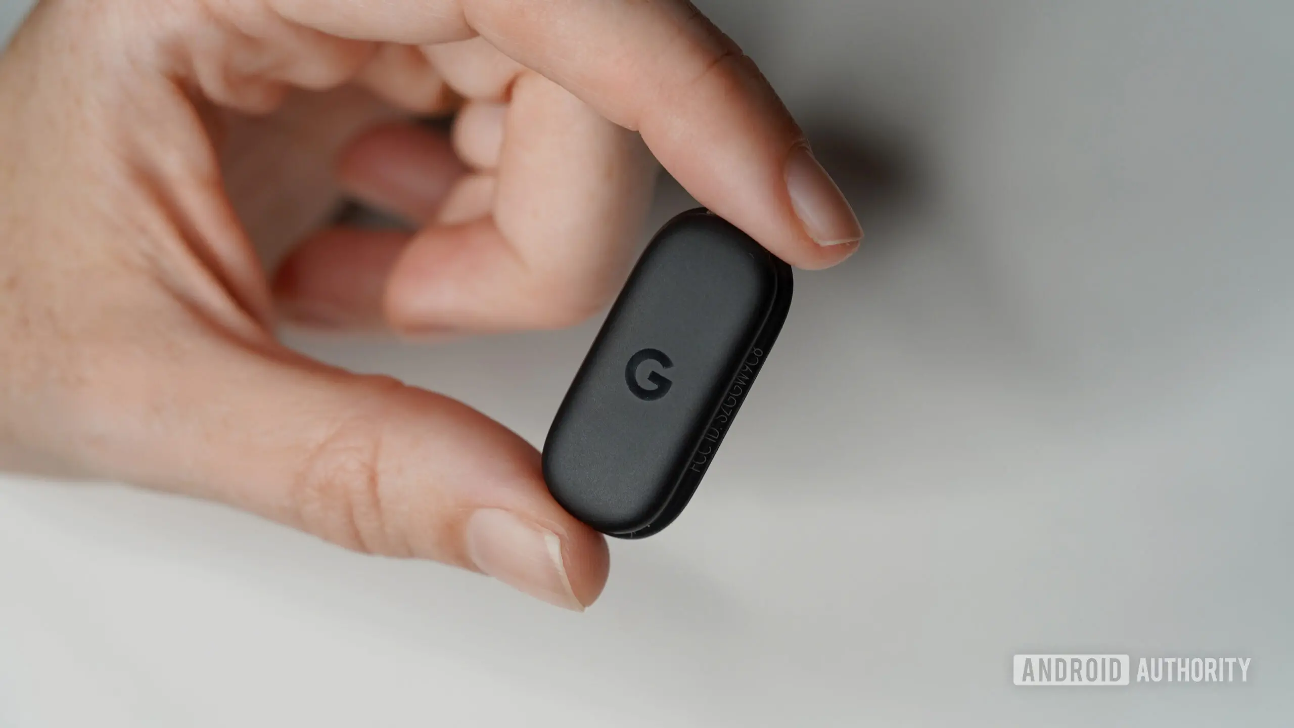 Forget screenless: Fitbit Air users have started going bandless